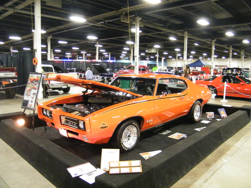 Illustration for article titled Auto show/Race-a-rama dump